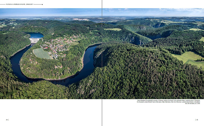 Slapská přehrada a údolí někdejších Svatojánských proudů - dvoustrana z knihy Výlet k Vltavě do Svatojánských proudů